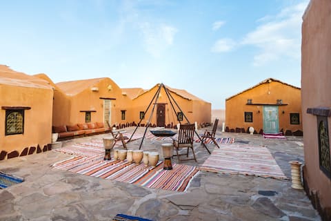 Room in the desert