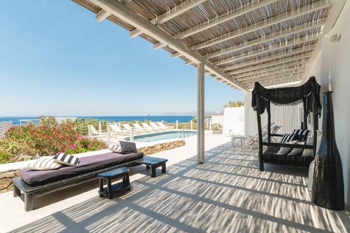 Villa Esencia in Kanalia. Views of Delos & Sunset