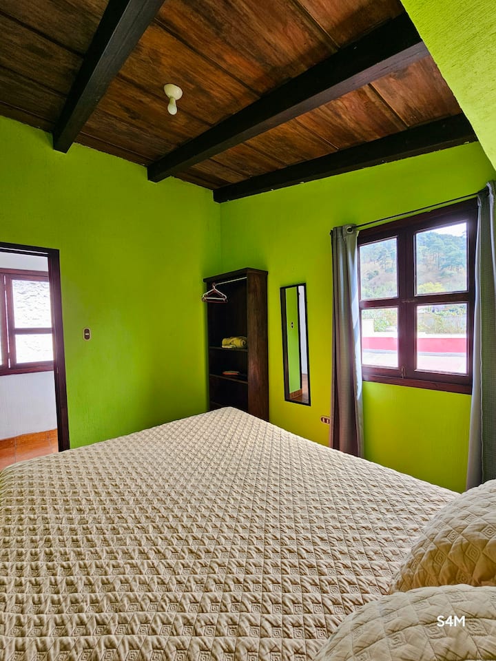 Izba 1 ( Bed 1 ortopedic-firm) PIC1