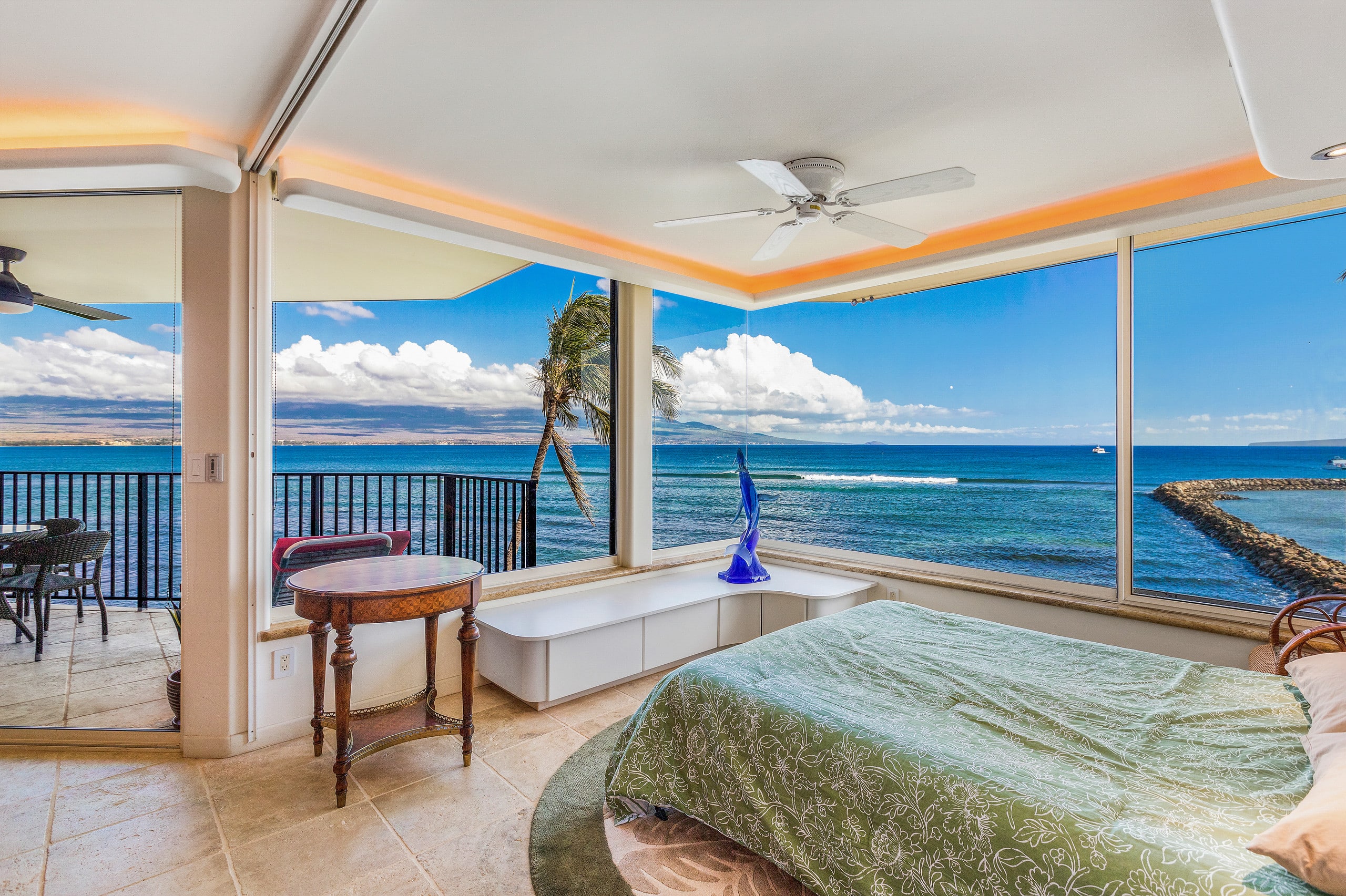 Condo in Wailuku · ★4.96 · 2 bedrooms · 2 beds · 2 baths - Image 1