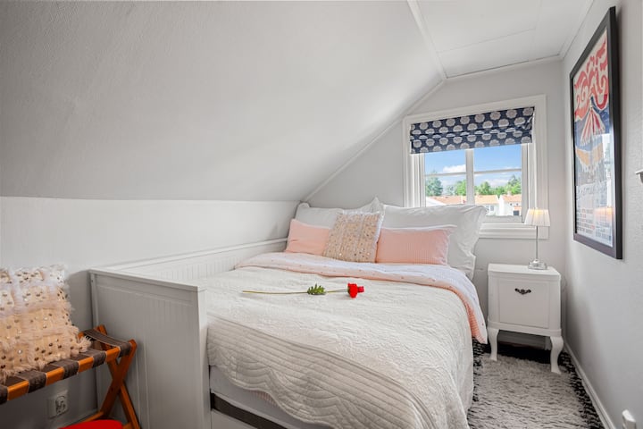 Bedroom 5