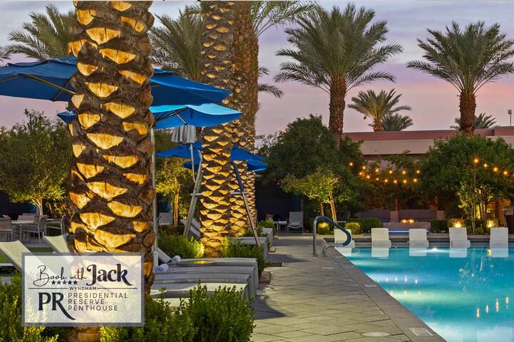 BREATHTAKING 3BR Presidential Suite Desert Blue gallery image 2