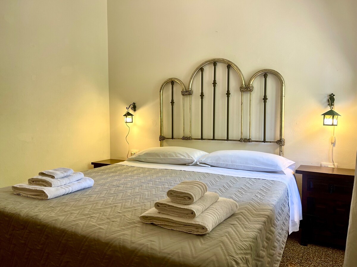 غرفة النوم 1