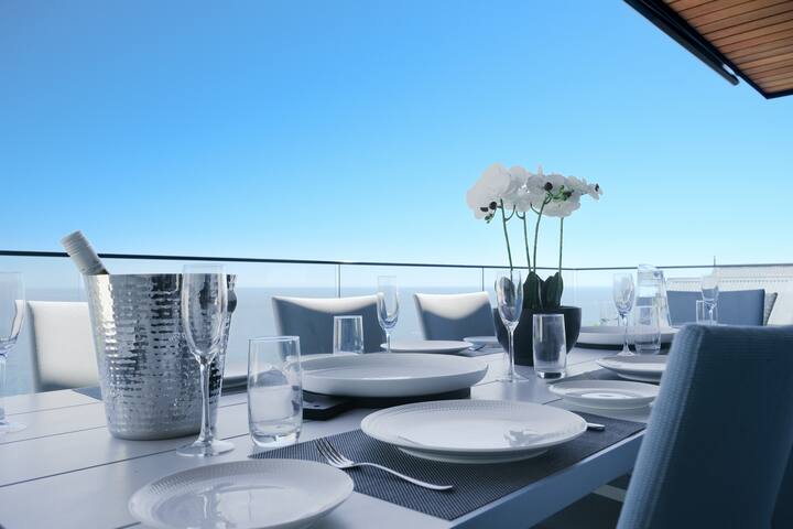 Deja View – Exquisite Views , Heated Pool*, Luxury gallery image 4