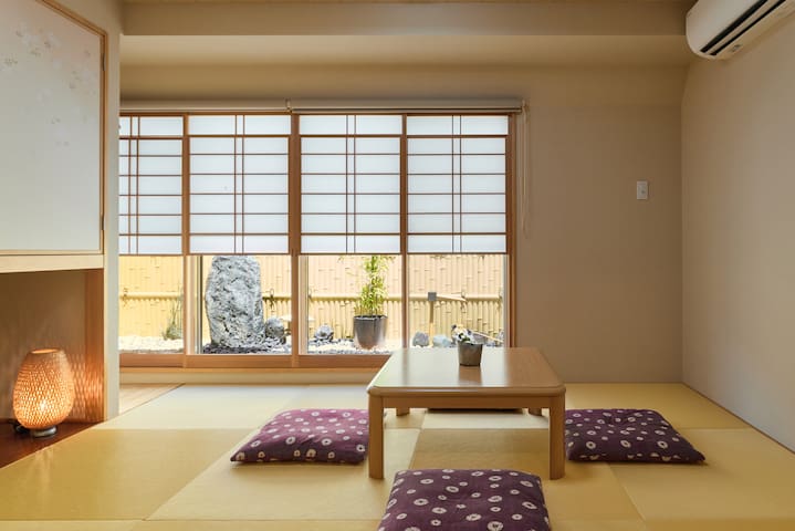 5 min walk for 3 subway! Real Japanese-style!