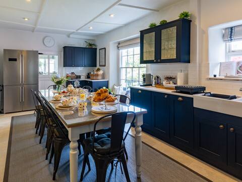 Luxury Home Blue Monkey Cornwall Free Paddleboards
