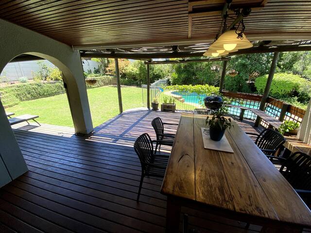 Charming family-friendly home in Somerset West gallery image 5