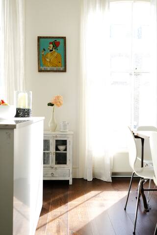 Primrose Hill – Delightful home gallery image 5