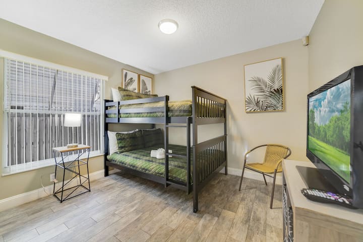 Ბანკების ოთახი | ბავშვებს მოსწონთ