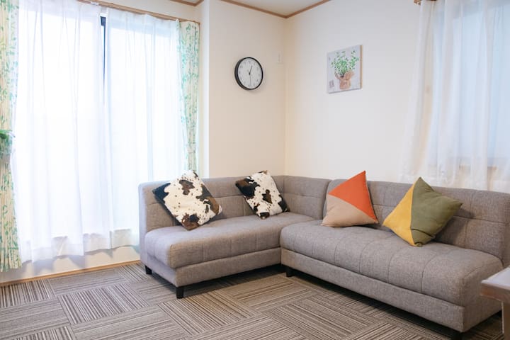 新築110㎡貸切/スカイツリー押上駅徒歩8分/成田空港・羽田空港・ディズニーランド直通/高速Wifi