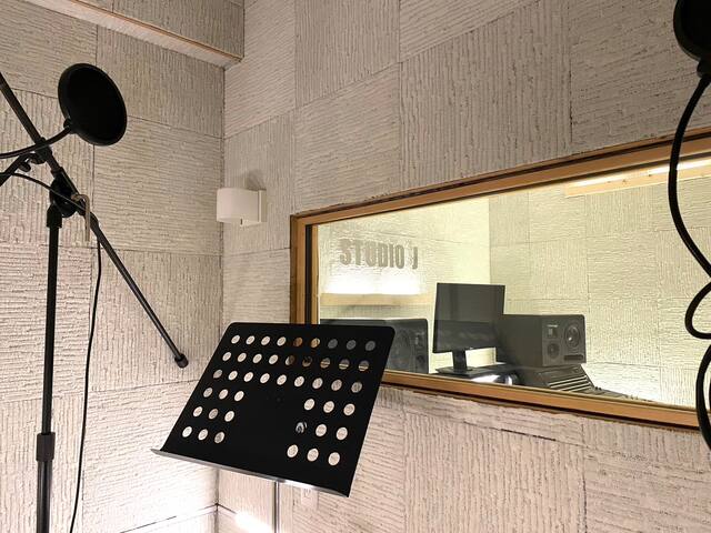 Private house in Tokyo with Recording Studio gallery image 3