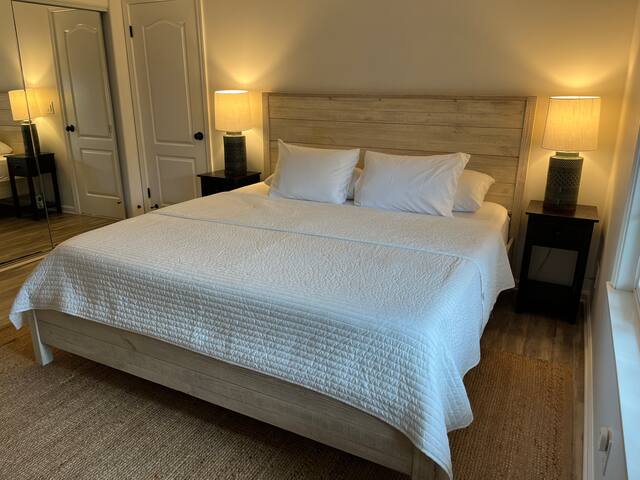 North Shore Beach House! gallery image 5