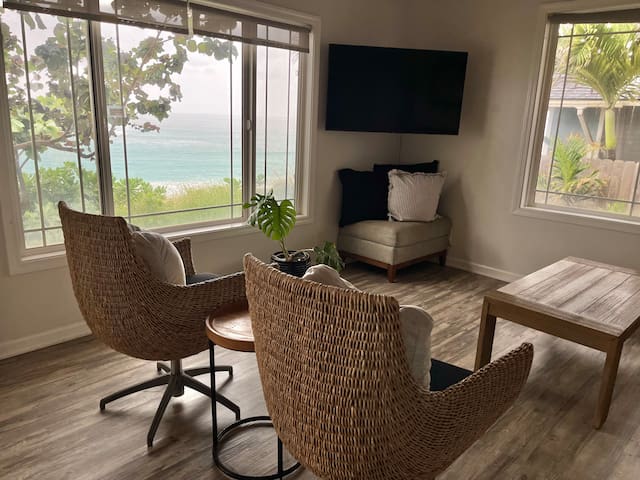 North Shore Beach House! gallery image 4