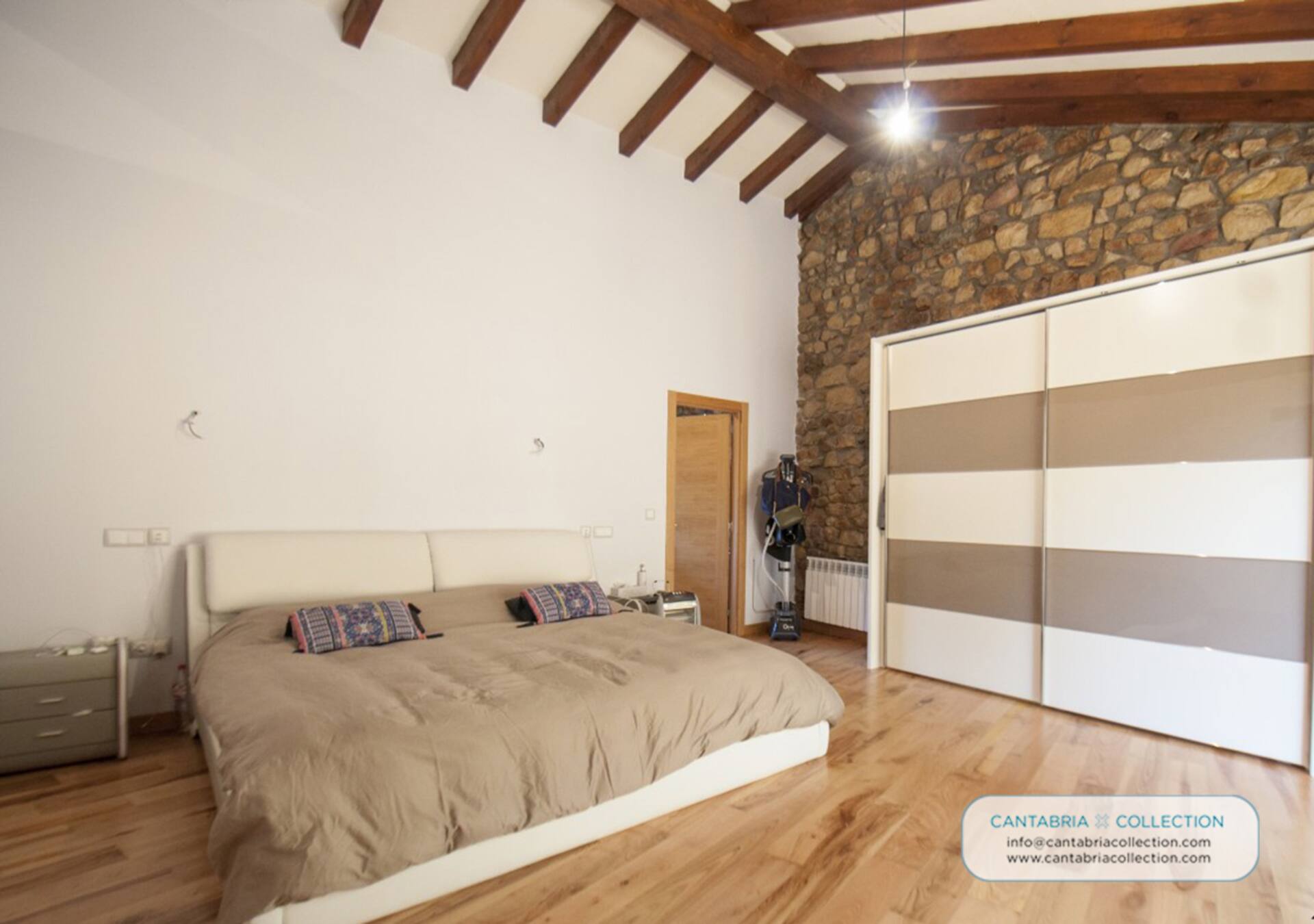 Cantabria Collection: Exceptional Cabarceno Chalet — photo 3