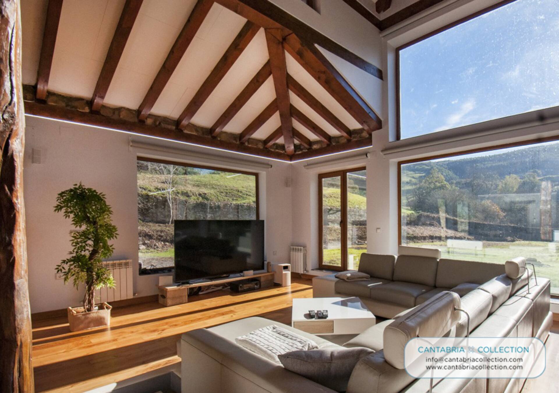 Cantabria Collection: Exceptional Cabarceno Chalet — photo 5