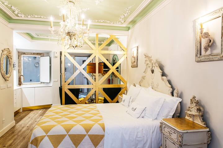 River view Portuguese Soul w/terrace Alfama 7p gallery image 4