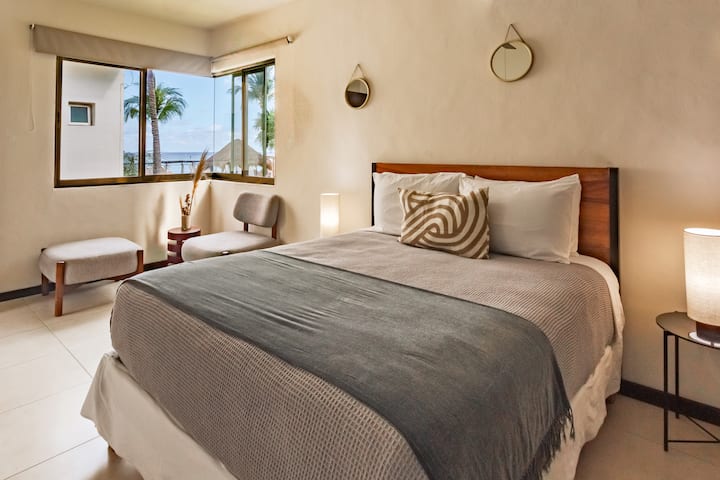 房间2 ，带海景
标准双人床
空调