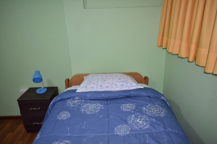 غرفة النوم 2