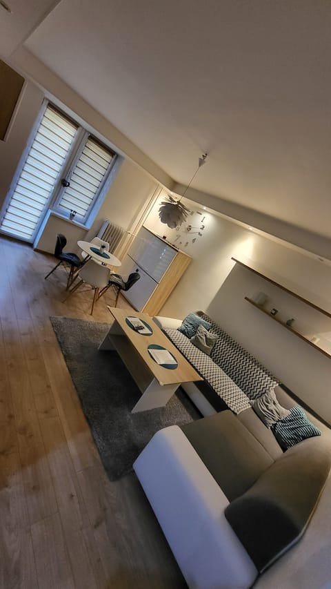 Lovely apartment near the historical city center