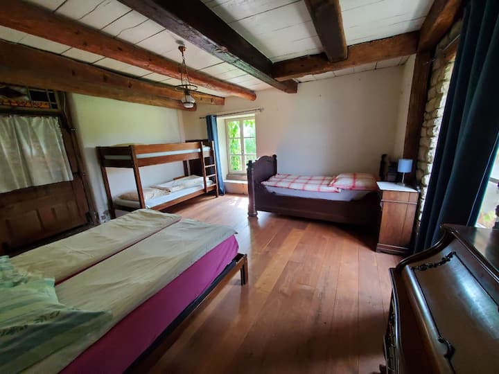 საძინებელი 2