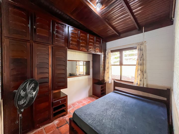 საძინებელი 1