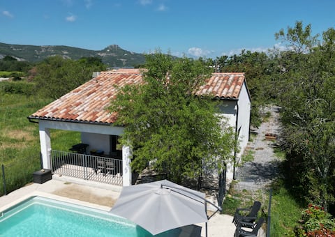 Les Vignes Heated Pool