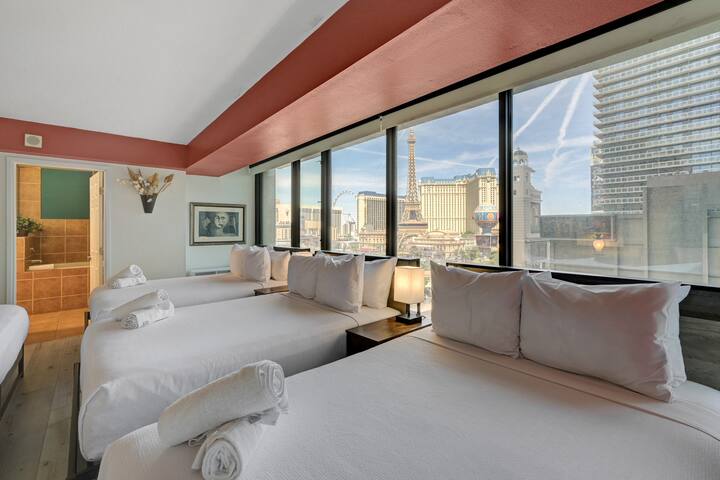 Penthouse Strip Views! Bellagio & Cosmo – 2Bd/2Ba gallery image 2