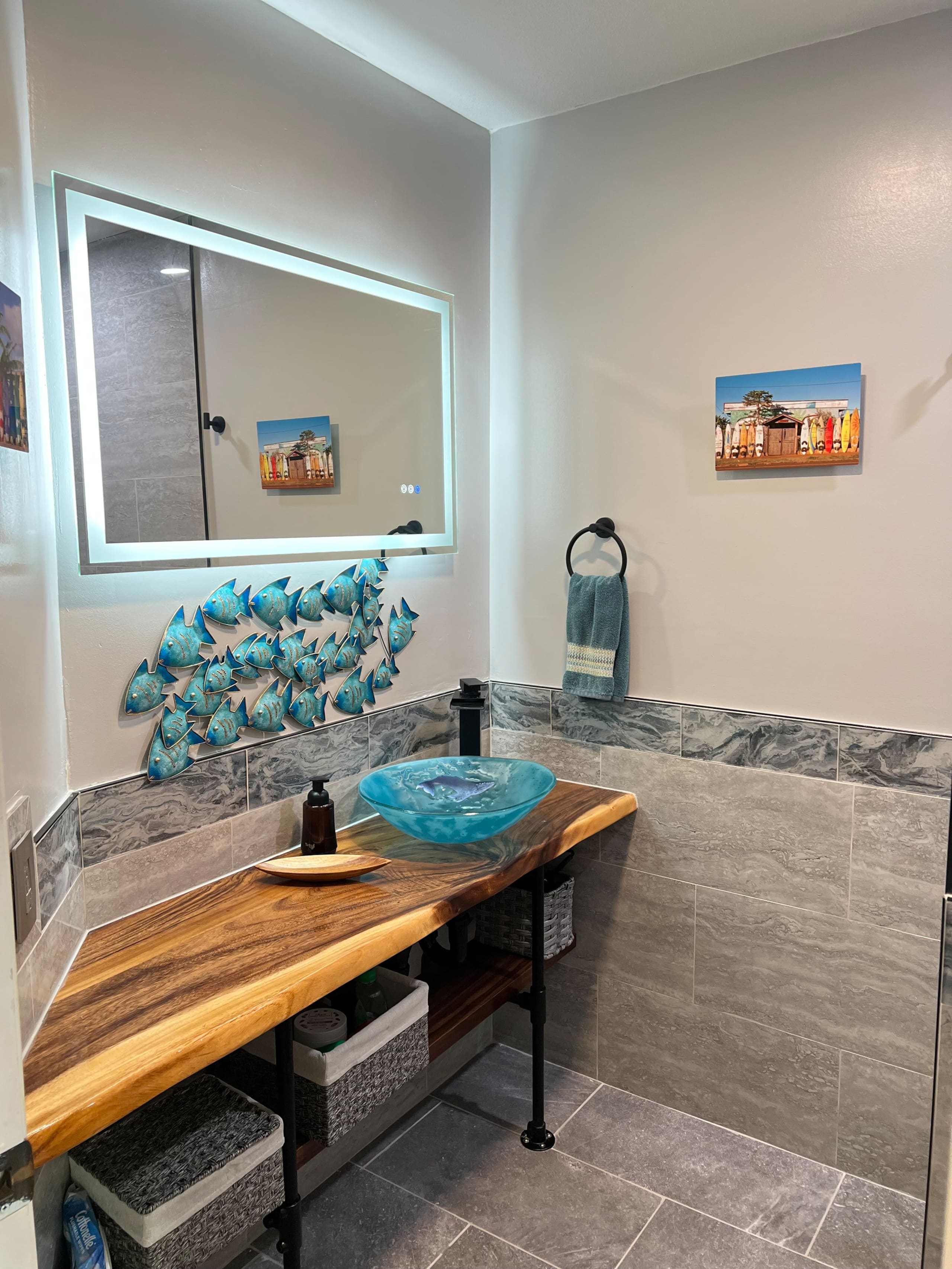 Condo in Kihei · ★4.98 · 1 bedroom · 2 beds · 2 baths - Image 9