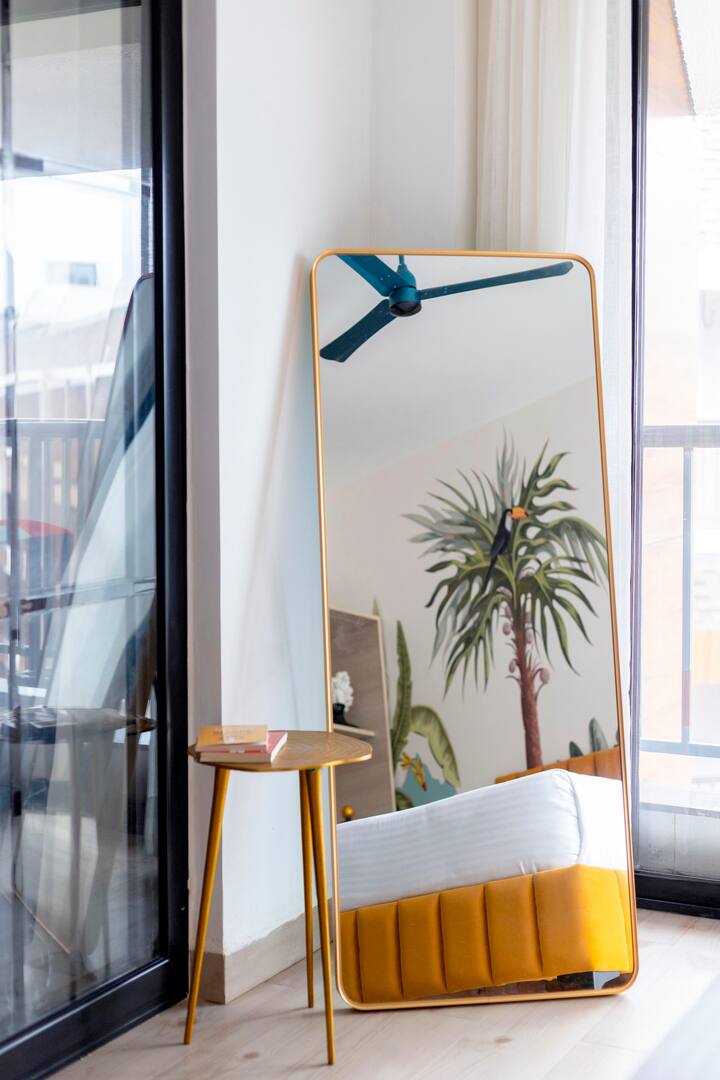 Living room image 9