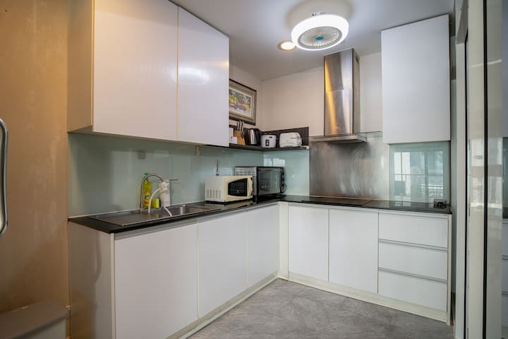 Breezy 3BR @Heart of BKK/5mins walk to BTS/6-10pax gallery image 5