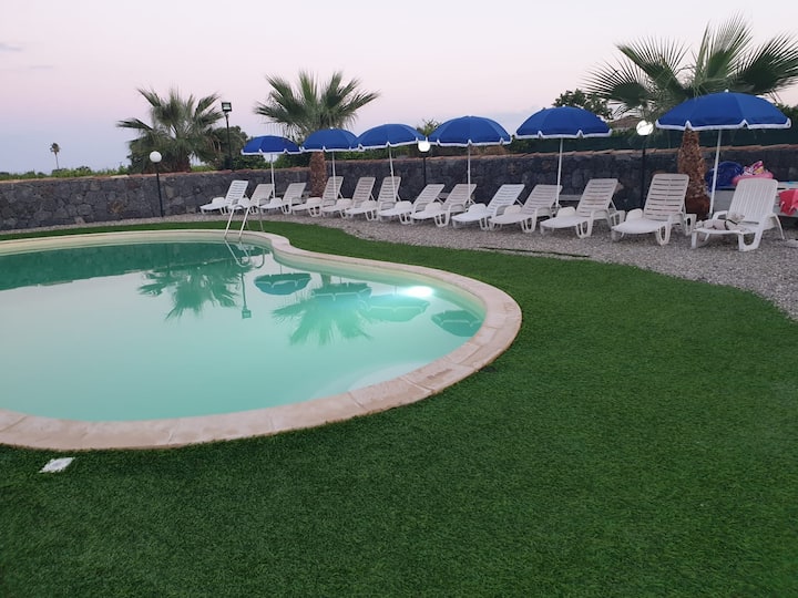 Villa Il Rustico Con Piscina Privata O Condivisa - Milo