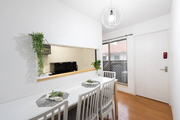 新宿 1站地/新大久保站5分钟(JR山手线) /2浴室2卫生间/独栋别墅/韩国商业街/歌舞伎町10分 gallery image 2