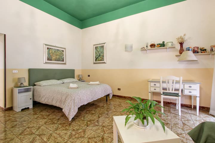 Family Apt/Centre/Station/Colosseum