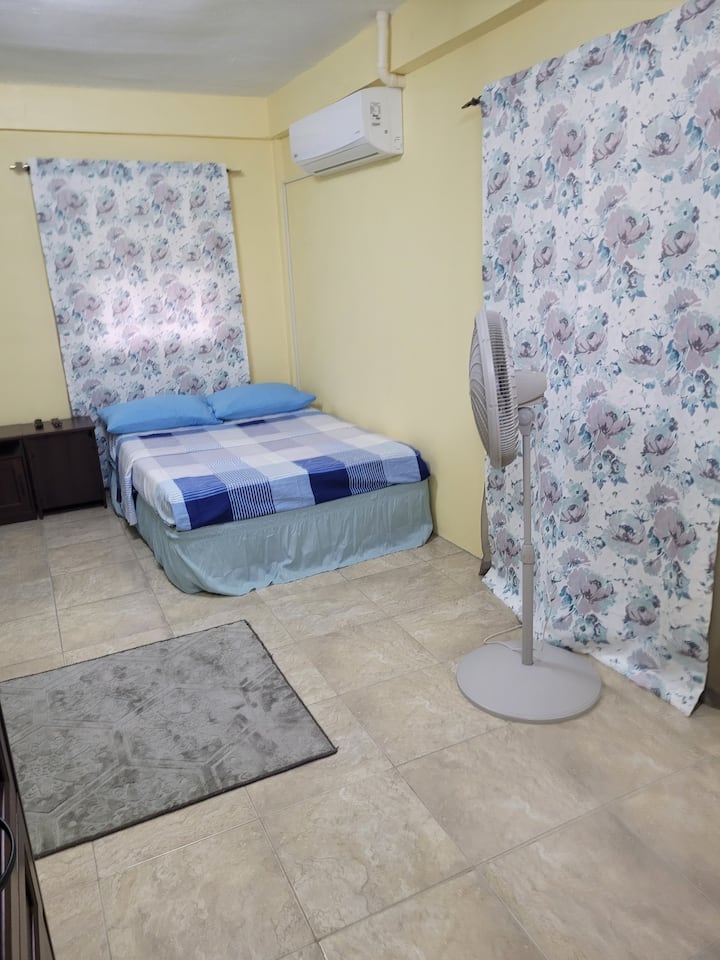 غرفة النوم 1