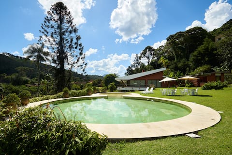 Very green and comfortable in Teresópolis