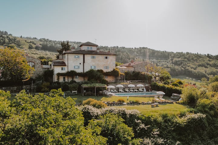 Rural Florence | Panoramic farmhouse with pool