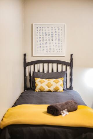 Vygeboom villa -apartment in Durbanville gallery image 4