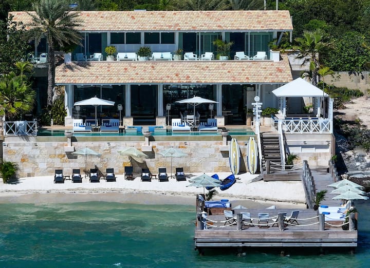 Villa Bliss - Luxury Beachfront Villa in Cancun