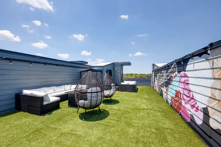 Modern Luxury | Dual Rooftops | Downtown Views