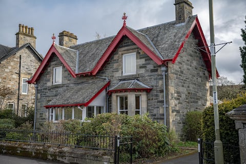 Cosy Aberfeldy Retreat Near Scenic Walking Routes