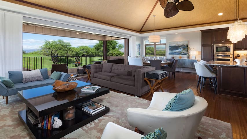 ❤️PiH❤️ SEA GLASS HOUSE ★ Best Views ★ Pool & Spa gallery image 4