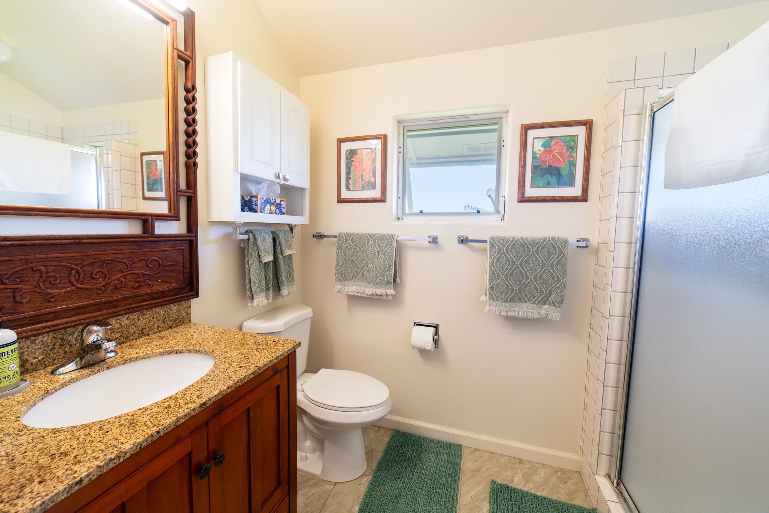 Home in Honomu · ★4.91 · 3 bedrooms · 3 beds · 2 private baths - Image 14