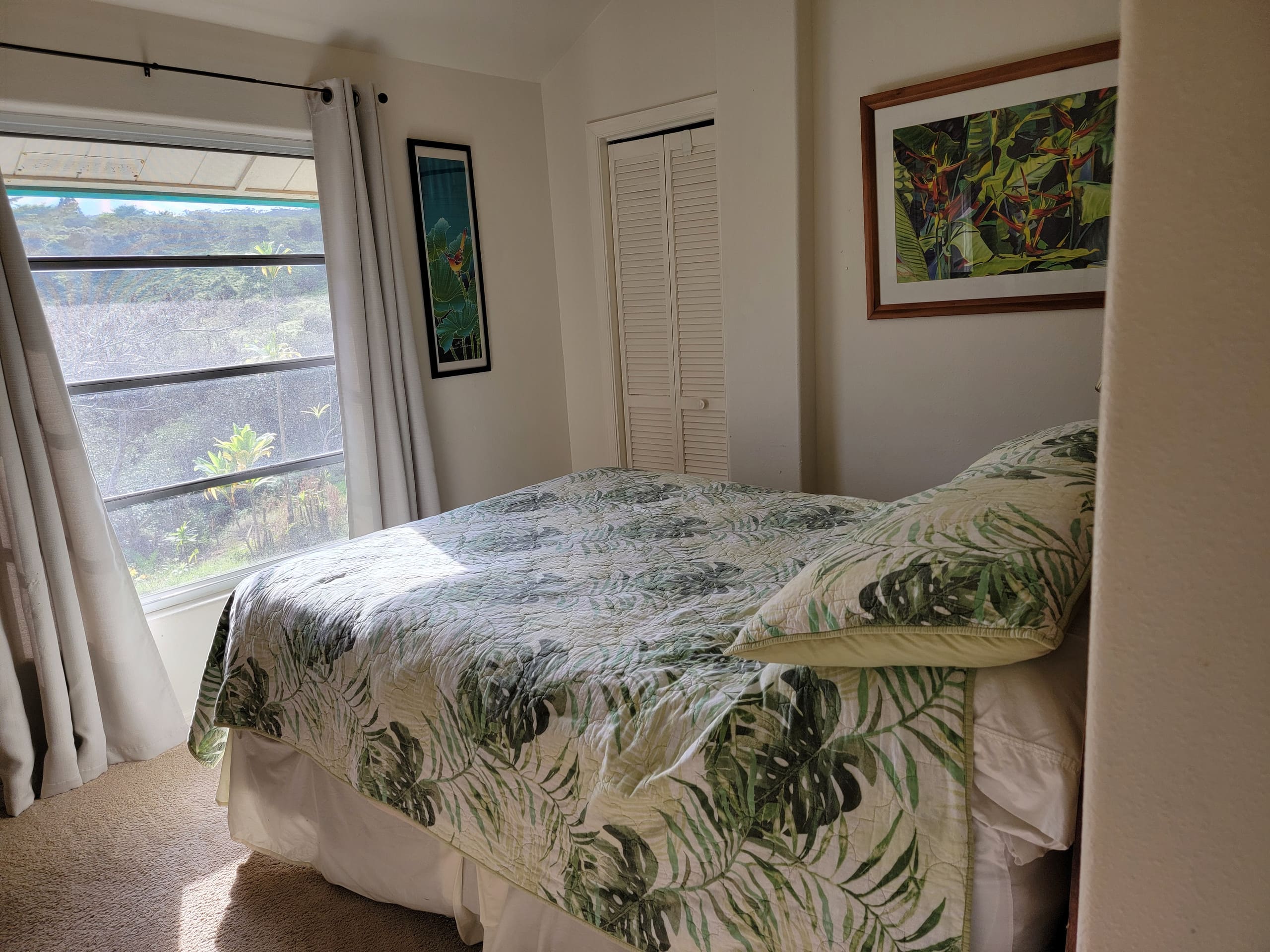 Home in Honomu · ★4.91 · 3 bedrooms · 3 beds · 2 private baths - Image 3
