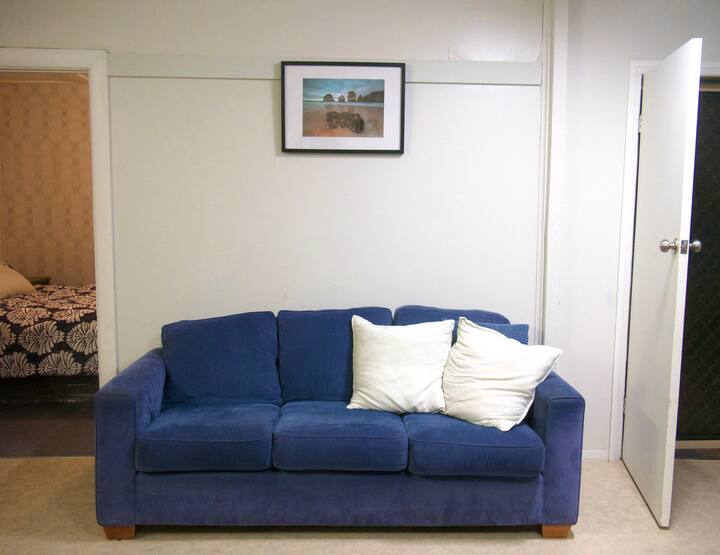 Beachfront, Central Cottage With Stunning Views - Port Campbell