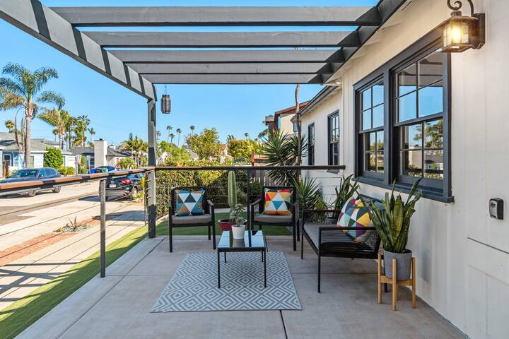 Epic 3 BR House in Mission Bay | Huge Backyard! gallery image 5