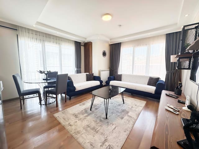 Modern and Comfortable 3+2 Apartment -Şişli Center