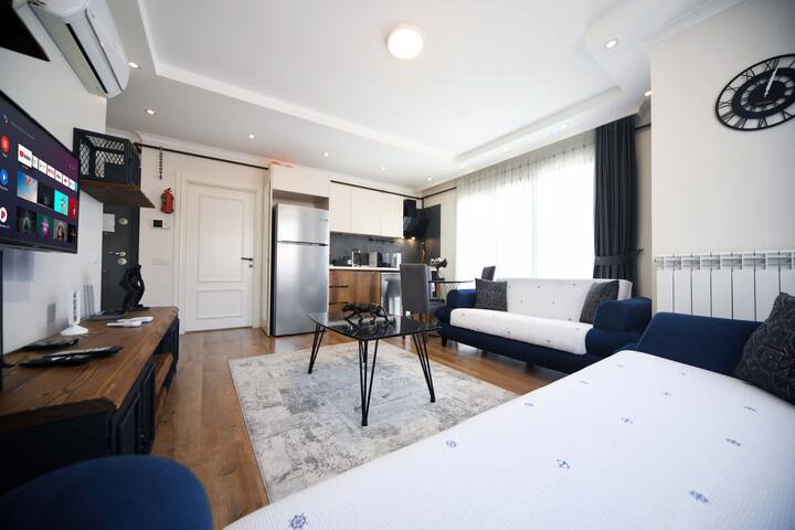 Modern and Comfortable 3+2 Apartment -Şişli Center gallery image 3