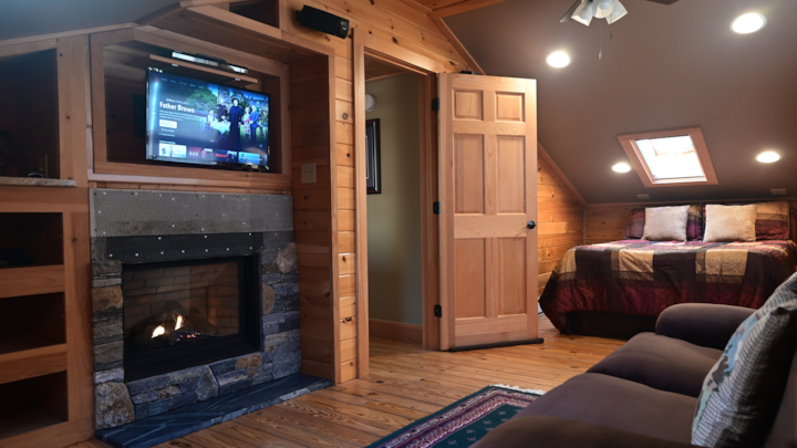 丙烷壁炉在9月1日至5月1日期间使用。 壁炉在夏季不可用。