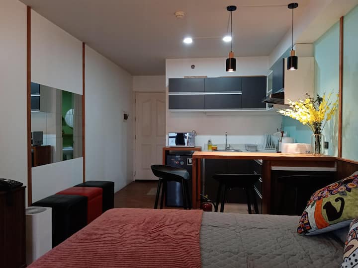 Best Place To Stay & Enjoy At It Park Cebu City - Cebu City