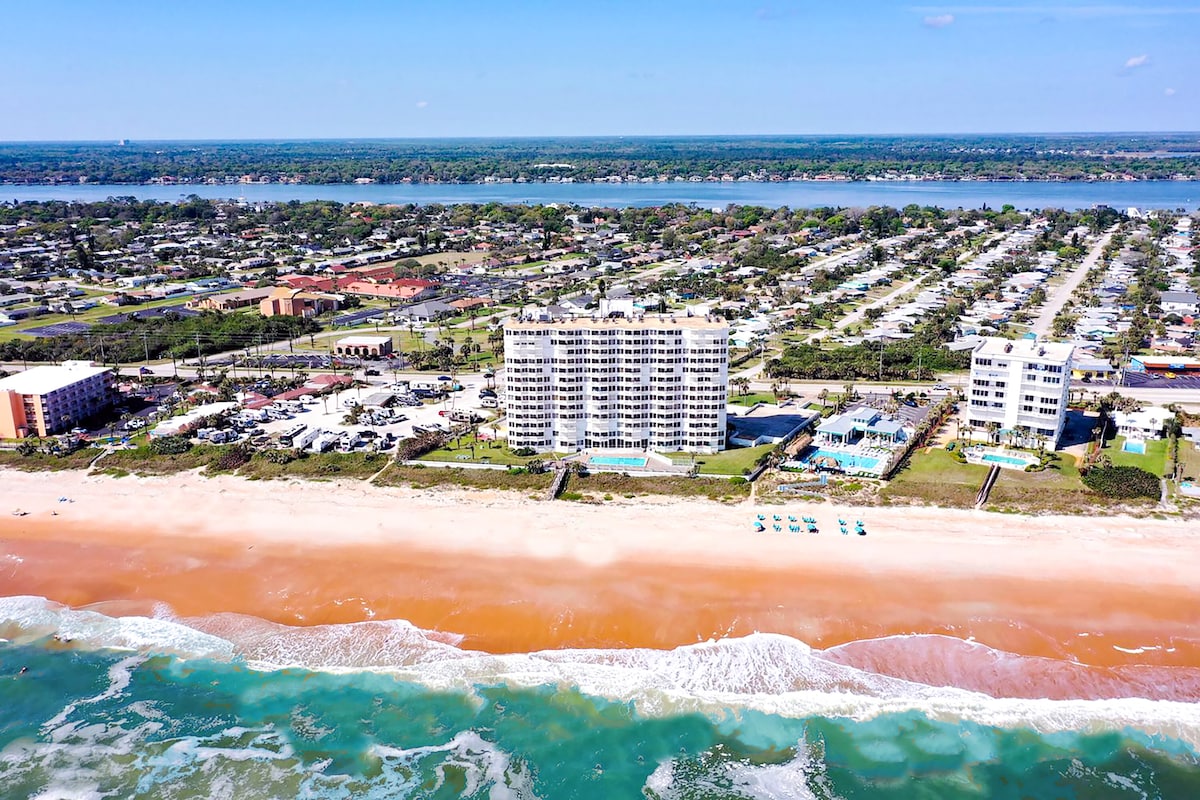 Top Rated Direct Oceanfront Pool